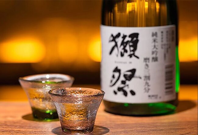 Sự khác biệt giữa rượu sake tươi và rượu sake thường